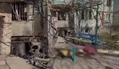 Окупанти вдарили по житловому масиву Херсона, є загиблі (відео)